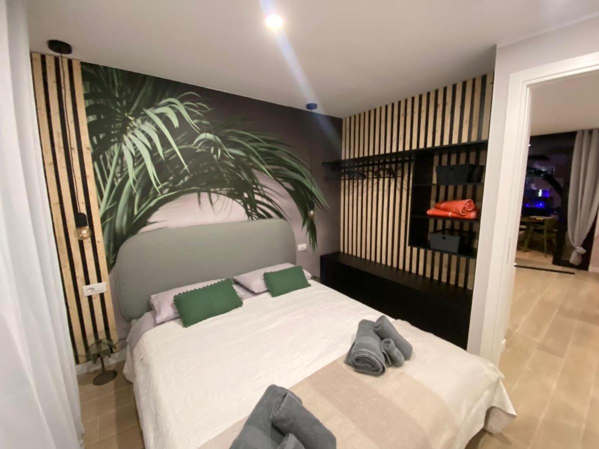 The Little Jewel With Ocean View - Americas * Playa de las Américas